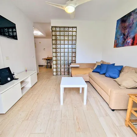 Tropical Paradise Apartment *