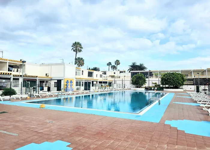 Tropical Paradise *